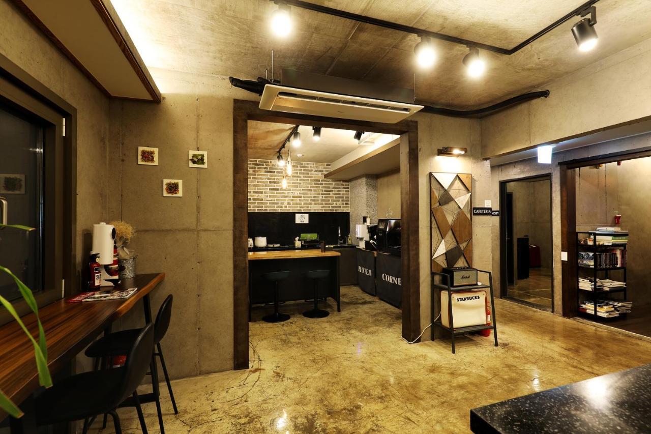 Cornerstone Hotel Согвипхо Экстерьер фото