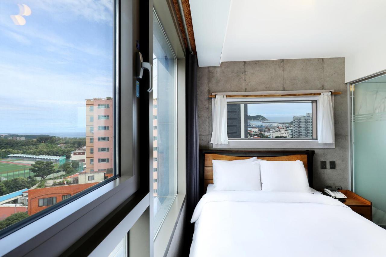 Cornerstone Hotel Согвипхо Экстерьер фото
