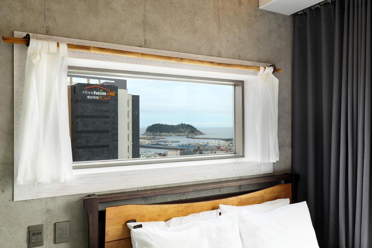 Cornerstone Hotel Согвипхо Экстерьер фото