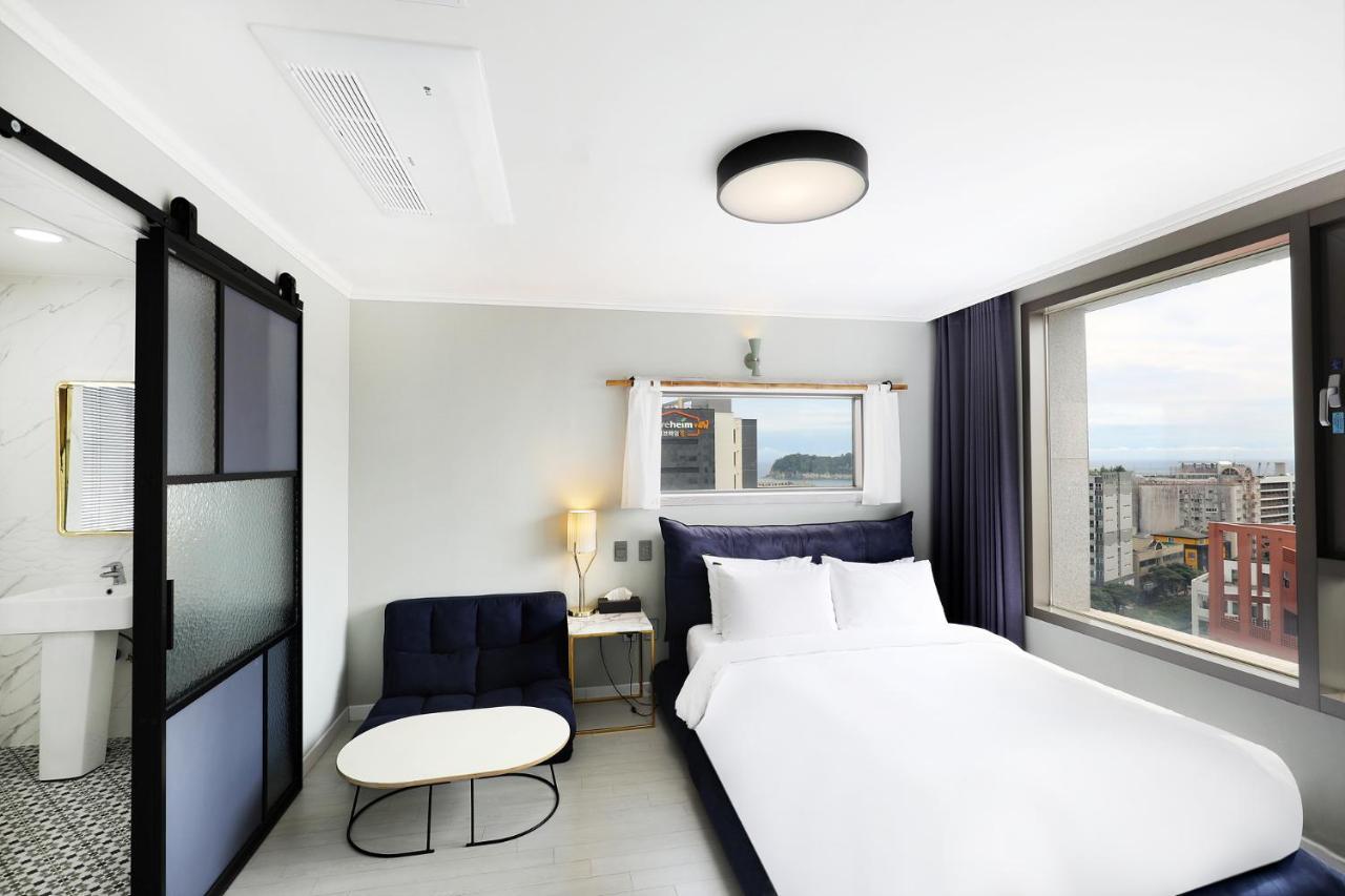 Cornerstone Hotel Согвипхо Экстерьер фото
