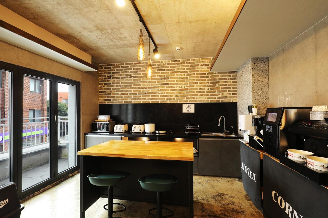 Cornerstone Hotel Согвипхо Экстерьер фото